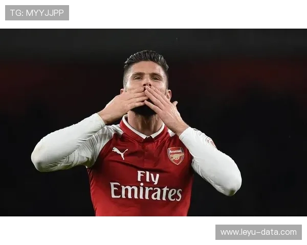 吉鲁与本泽马：终结角色分化，单点支点vs体系游移