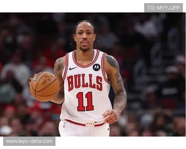 德罗赞中距离单打效率提升，改变进攻节奏主导球队攻势